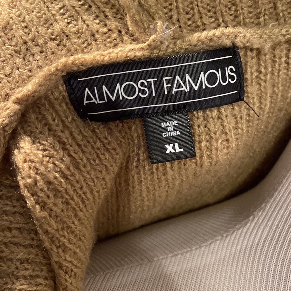 Almost Famous Vest - Picture 5 of 5
